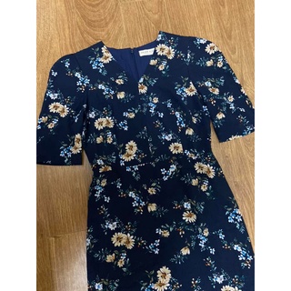 Váy Helen Kieu size M, phom nhỏ