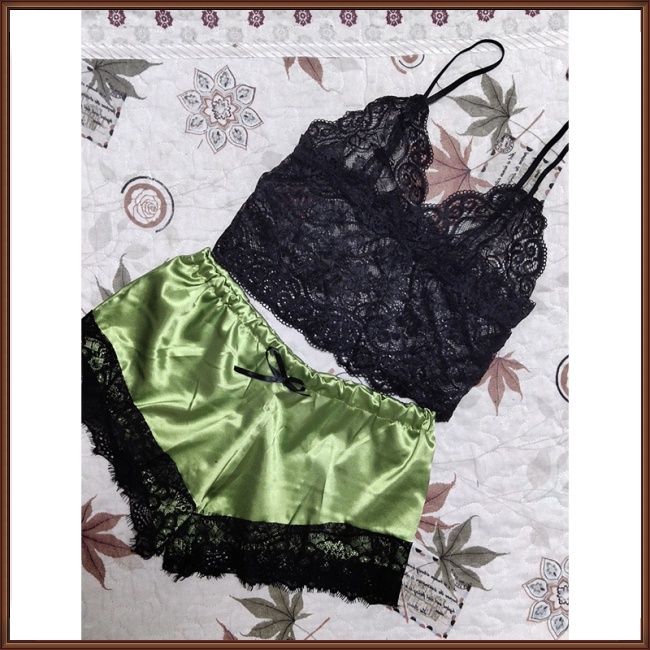 Bộ Đồ Ngủ 2 Món Áo Hai Dây Cổ Chữ V Phối Ren Và Quần Lót Ren Quyến Rũ Dành Cho Nữ