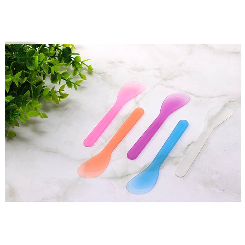 Muỗng phết mặt nạ DIY màu sắc ngẫu nhiên