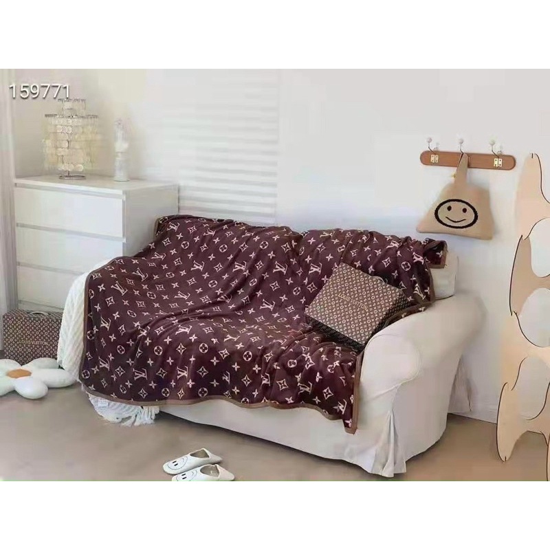 CHĂN LÔNG TUYẾT Thương Hiệu LV fullbox - Chăn Hè Nhập Khẩu Cao Cấp Huyền Minh Bedding