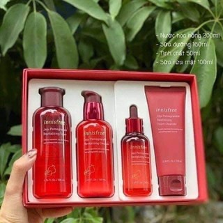 Sét lựu đỏ Innisfree 4 món