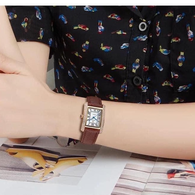 Đồng hồ nữ ,thời trang hàn quốc chính hãng,lên tay cực xinh,bảo hanh 12 tháng