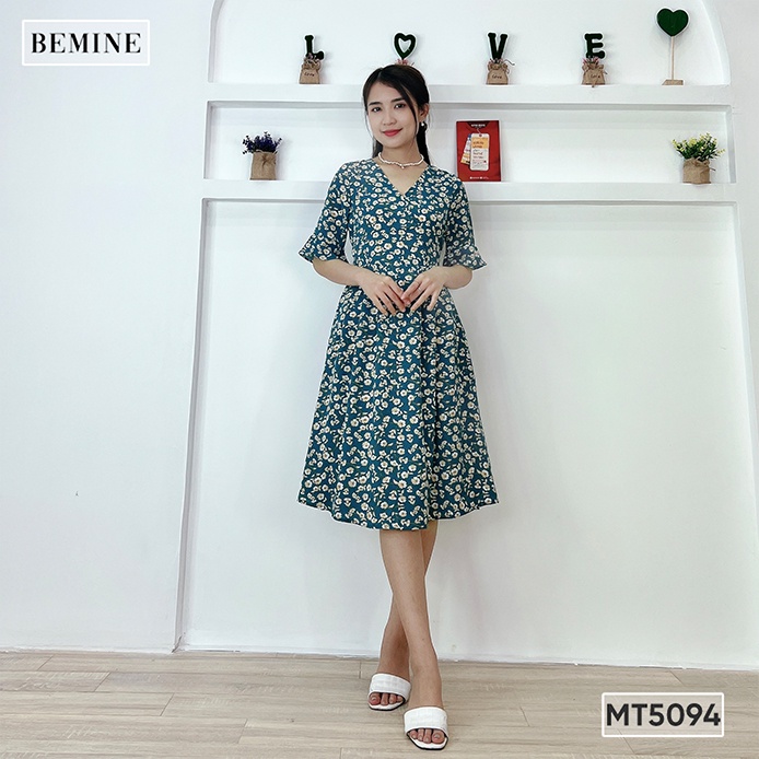 Đầm cổ đắp chéo tay xòe BEMINE MT5094XANH