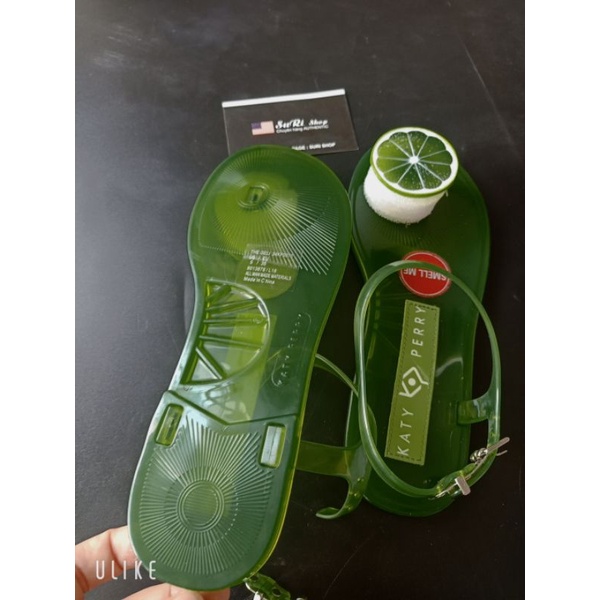 Giày bệt thơm mùi trái cây