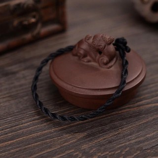 Vòng Chỉ Đỏ Mang Đến May Mắn, Bình An