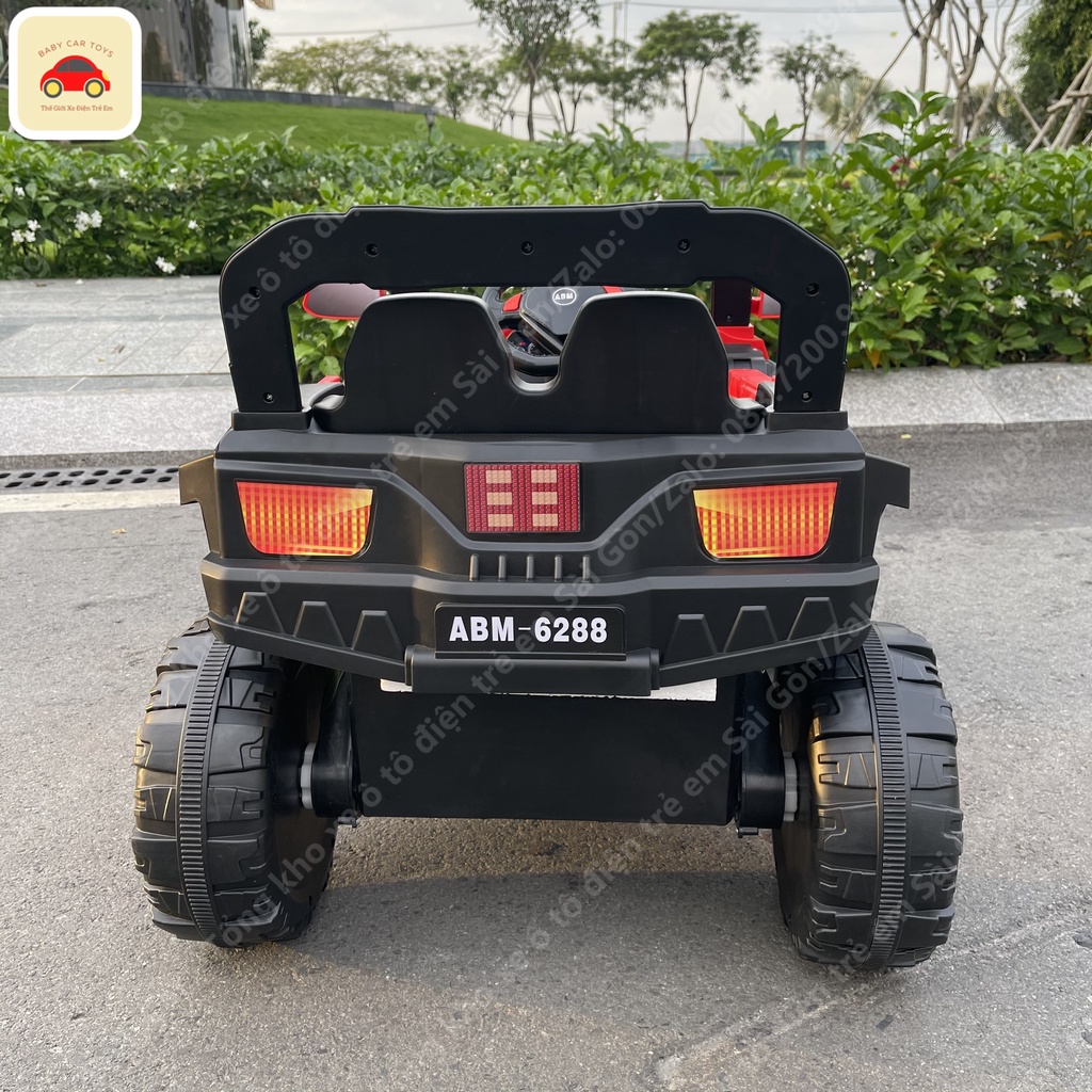 Xe ô tô địa hình cho bé Hummer tự lái và điều khiển từ xa