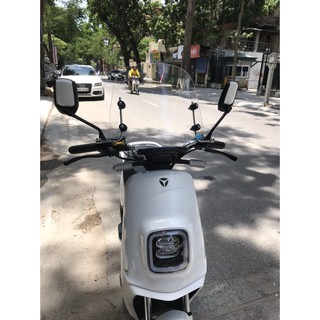 Kính chắn gió xe máy điện Gọng L Kính đứng 32cm