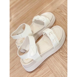 sandal quai bính