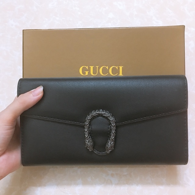 Clutch đầu rồng