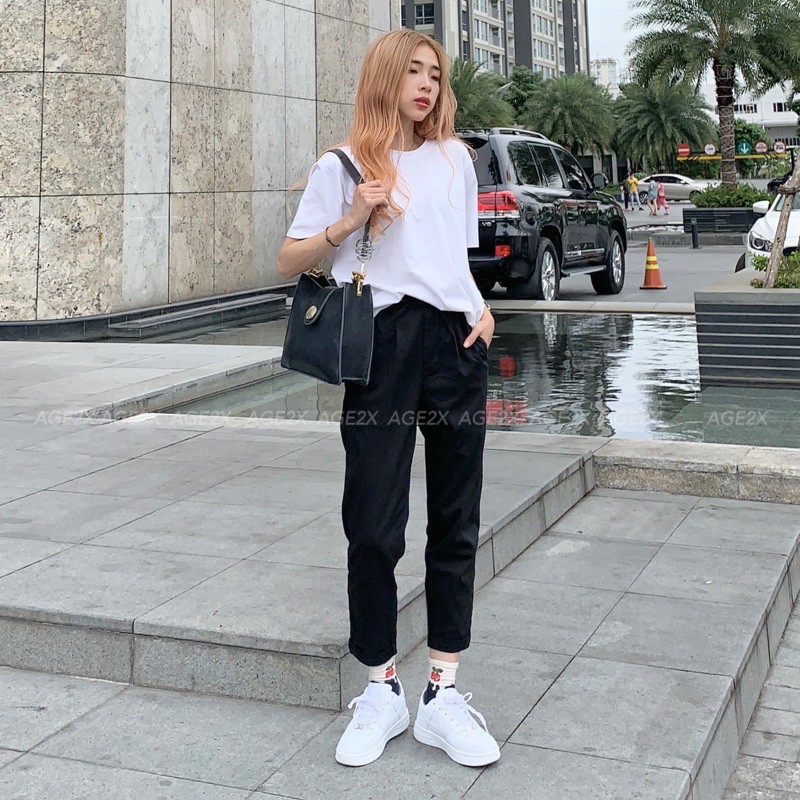 Quần baggy AGE2X chất kaki cotton mềm, có phối bo gân co giãn bên sườn quần tạo độ thoải mái  size &lt;1,63m