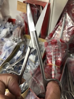 ❤ Kéo cắt thuốc kéo phẫu thuật cong 1 đầu tù 1 đầu nhọn,kéo y tế cong 1 một đầu nhọn 1 một đầu tù PAKISTAN,Kéo y tế cong