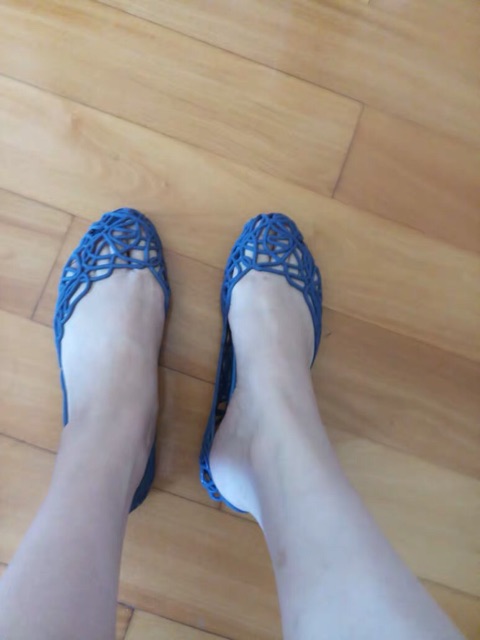 Giày nhựa thơm siêu mềm ⛈ | BigBuy360 - bigbuy360.vn