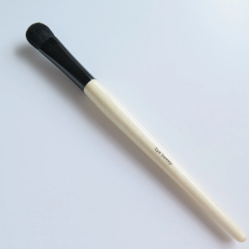 Cọ mắt Bobbi Brown Eye Sweep Brush