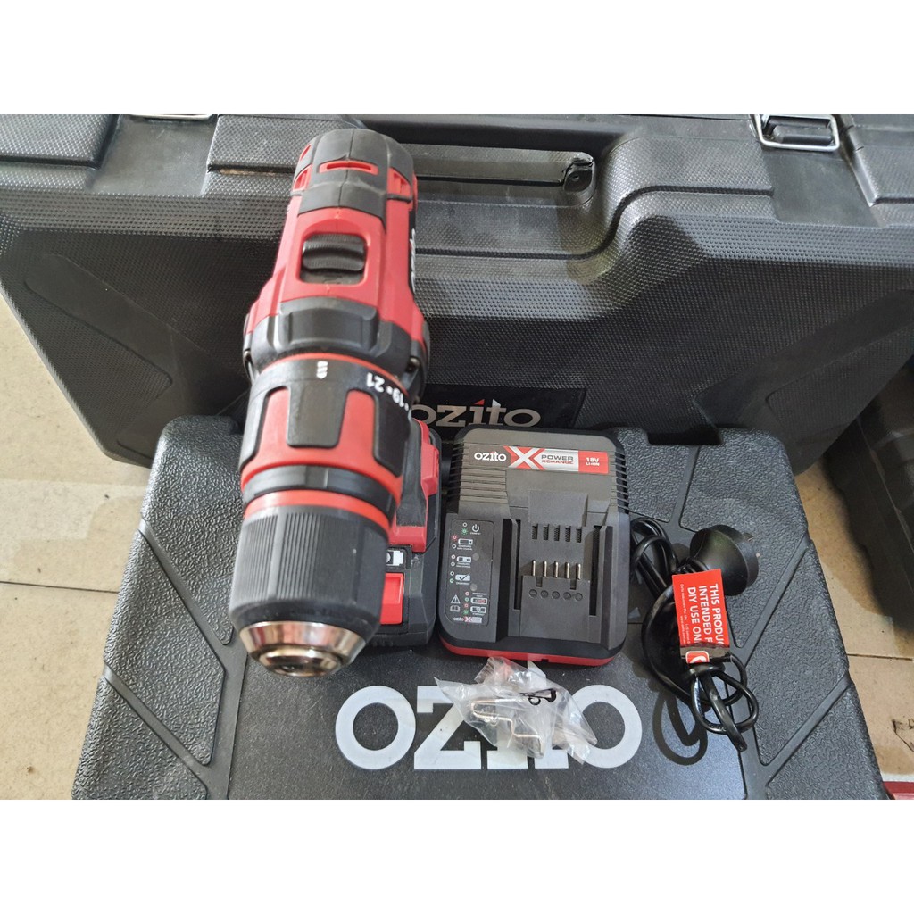 Combo khoan pin OZITO PXDDS-180, pin 3.0Ah, sạc