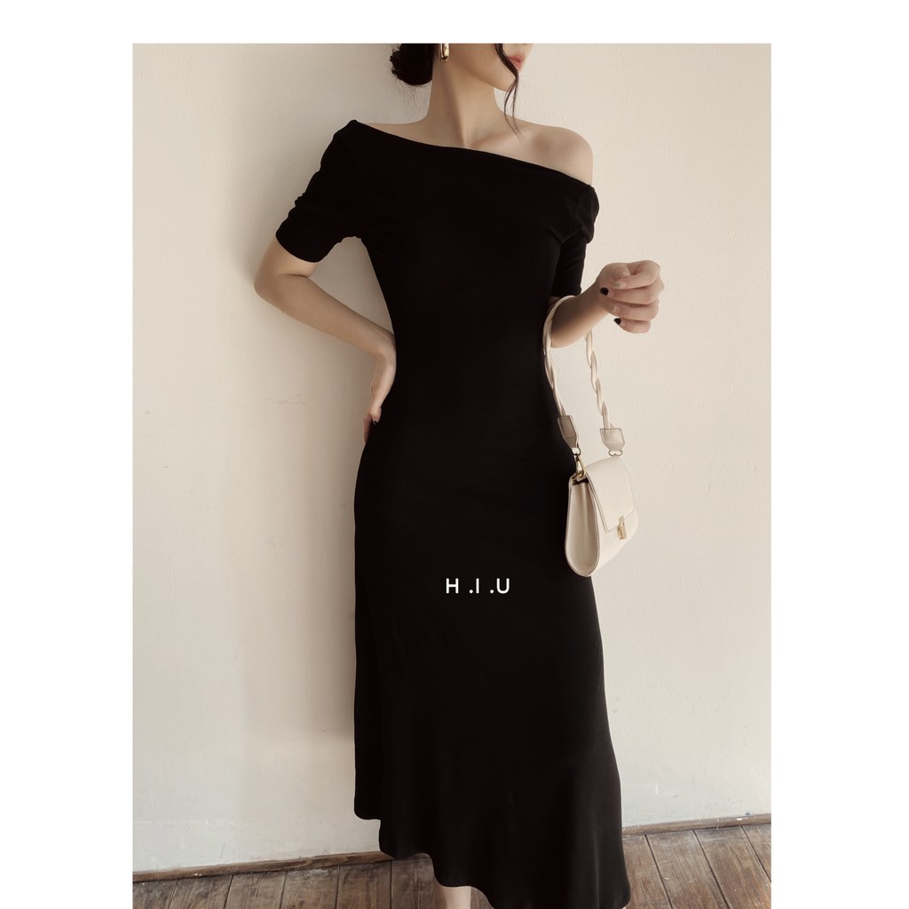 Váy dáng dài H.I.U ROOM mặc 2 kiểu ,vải thun dày dặn , dãn 2 chiều, khoét lưng sexy. Knit dress H.I.U design 2021 | BigBuy360 - bigbuy360.vn