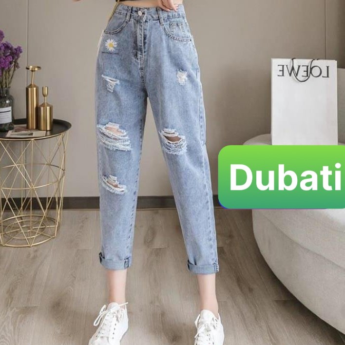 QUẦN JEAN BAGGY NỮ CHẤT BÒ XANH RÁCH HOA CÚC CHỮ LƯNG CAO NÂNG MÔNG -227 CAO CẤP - DUBATI FASHION