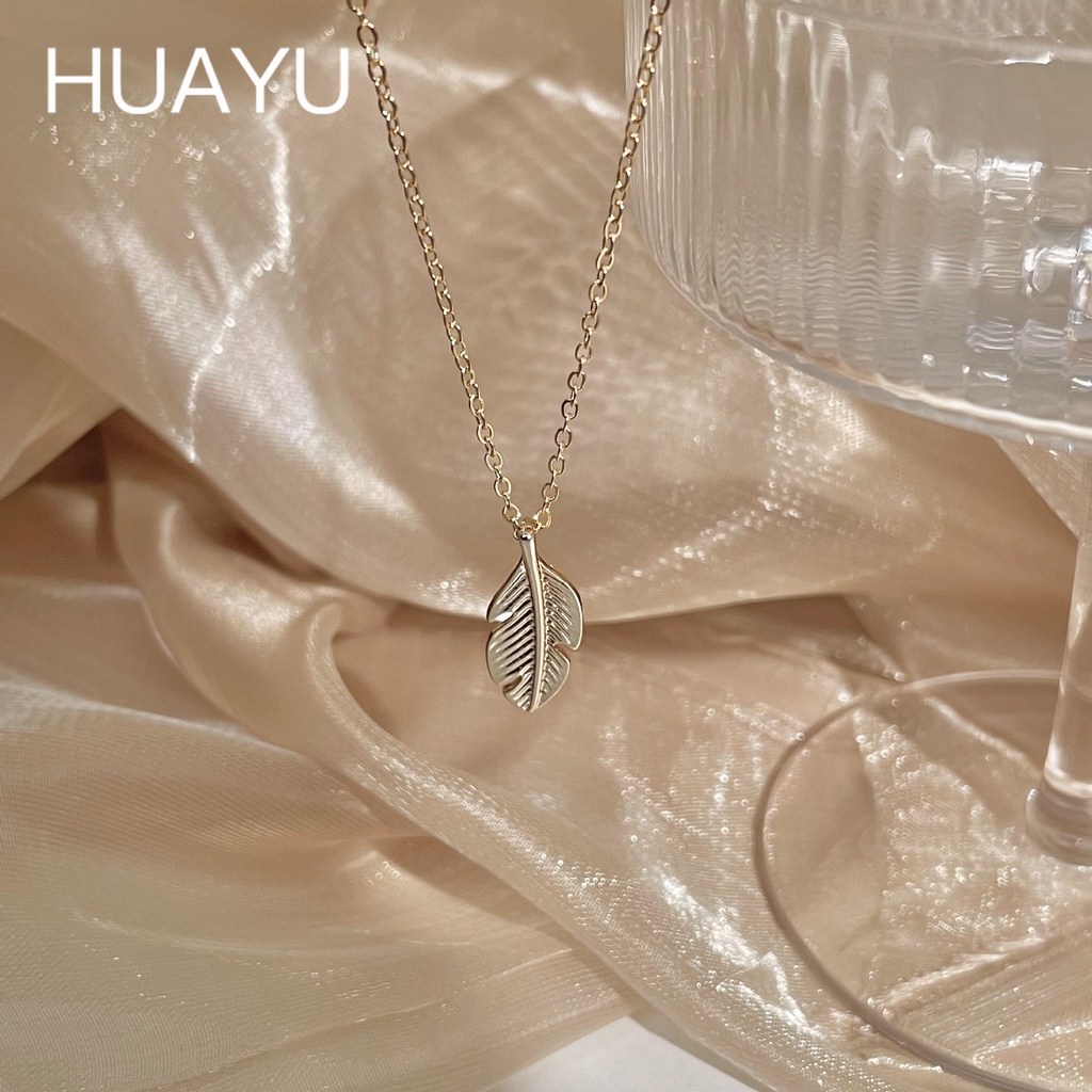 Vòng cổ Kim Loại Mỏng Mặt Lá Vàng Đính Đá Zircon Sang Trọng Cổ Điển Thời Trang Giá Rẻ Cho Nữ