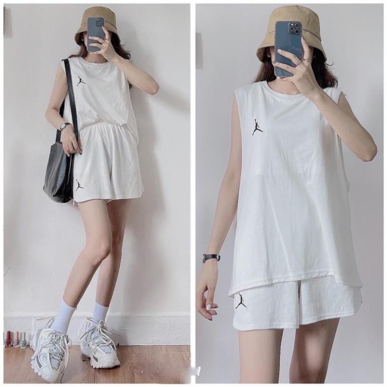 Bộ Thể Thao Nữ 3 Lỗ Logo Người 🦋 Set Áo Tanktop Quần Cộc Nữ Dáng Sport 3 Màu Ulzzang Hot 🦋