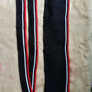 Bo cổ và tay áo thun polo