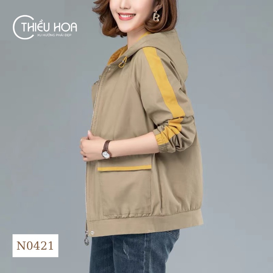 Áo Khoác Nữ Trung Niên Có Mũ Chất liệu Kaki dù chất liệu mát mẻ chống tia UV ,Chống Gió cực tốt THIỀU HOA  AK1N04211N