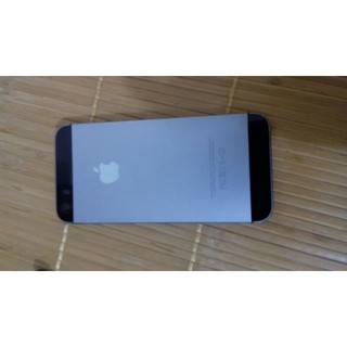 Vỏ iPhone 5s màu đen zin có bị xước
