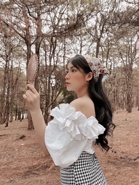 Áo bẹt vai viền bèo Blooming SODA POP