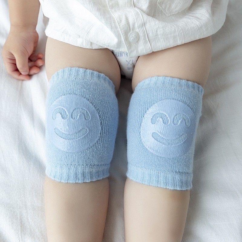 Vớ tất tập bò bảo vệ đầu gối cho bé