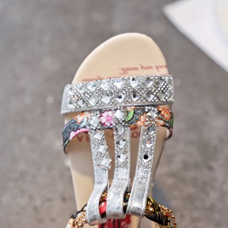 Giày sandal dễ thương cho bé gái