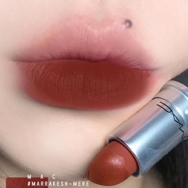 Son Thỏi Mac Vỏ Nhám Powder Kiss 925 Marrakesh-Mere