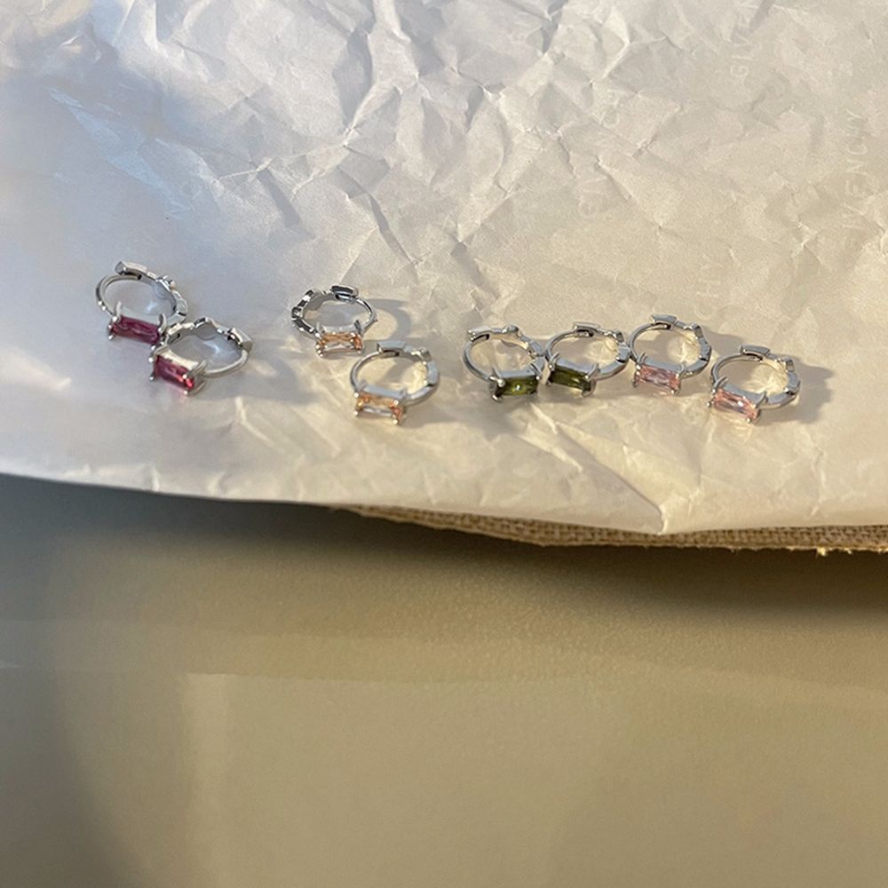 Bông tai dáng tròn đính đá zircon kiểu dáng thanh lịch phong cách Hàn Quốc cho nữ