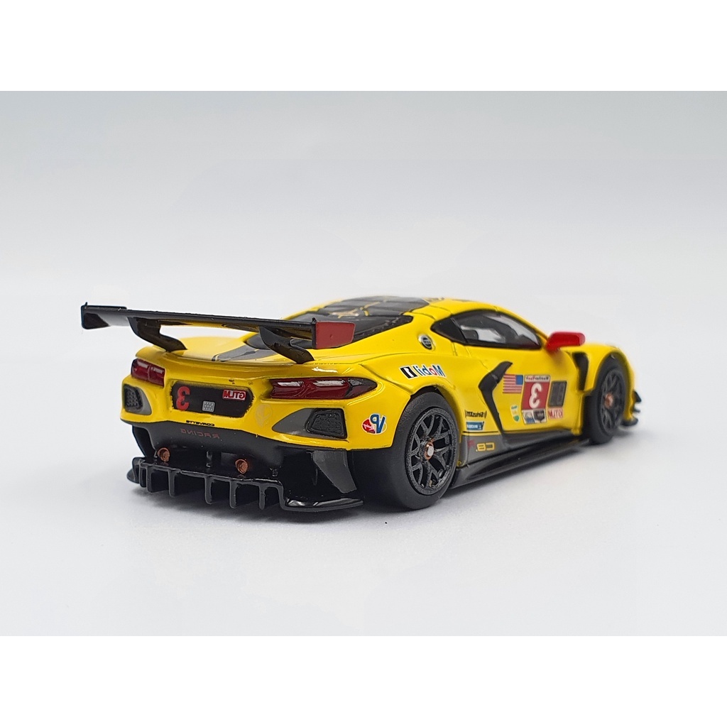 Xe Mô Hình Chevrolet Corvette C8.R #3 Corvette Racing 2020 IMSA 24 Hrs of Daytona LHD 1:64 MiniGT (Vàng)