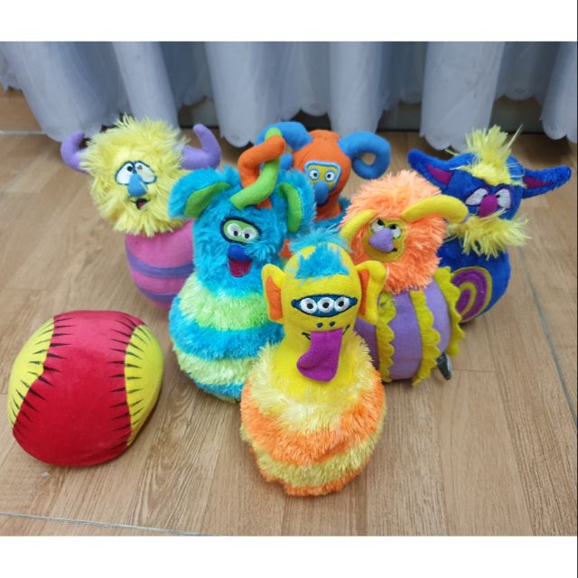 2 set bowling quái vật