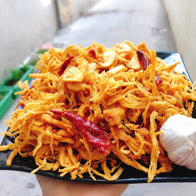 Khô gà bơ tỏi
