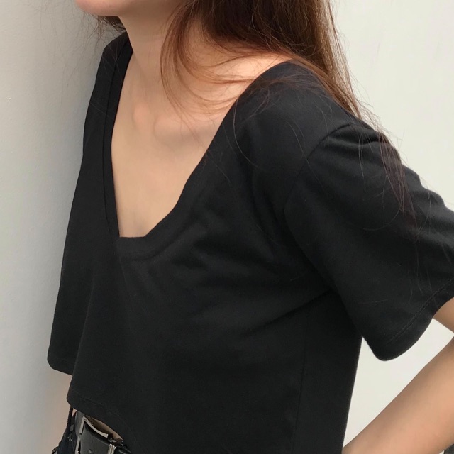  ÁO THUN CROPTOP CỔ V NHƯ HÌNH 100% SIÊU PHẨM MÙA HÈ CÁC TÌNH YÊU ƠIII | BigBuy360 - bigbuy360.vn