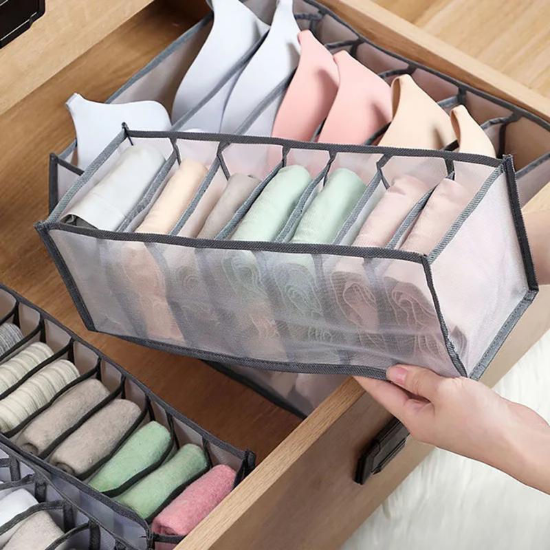 Hộp Đựng Vớ/Đồ Lót Chia Ngăn Tiện Lợi