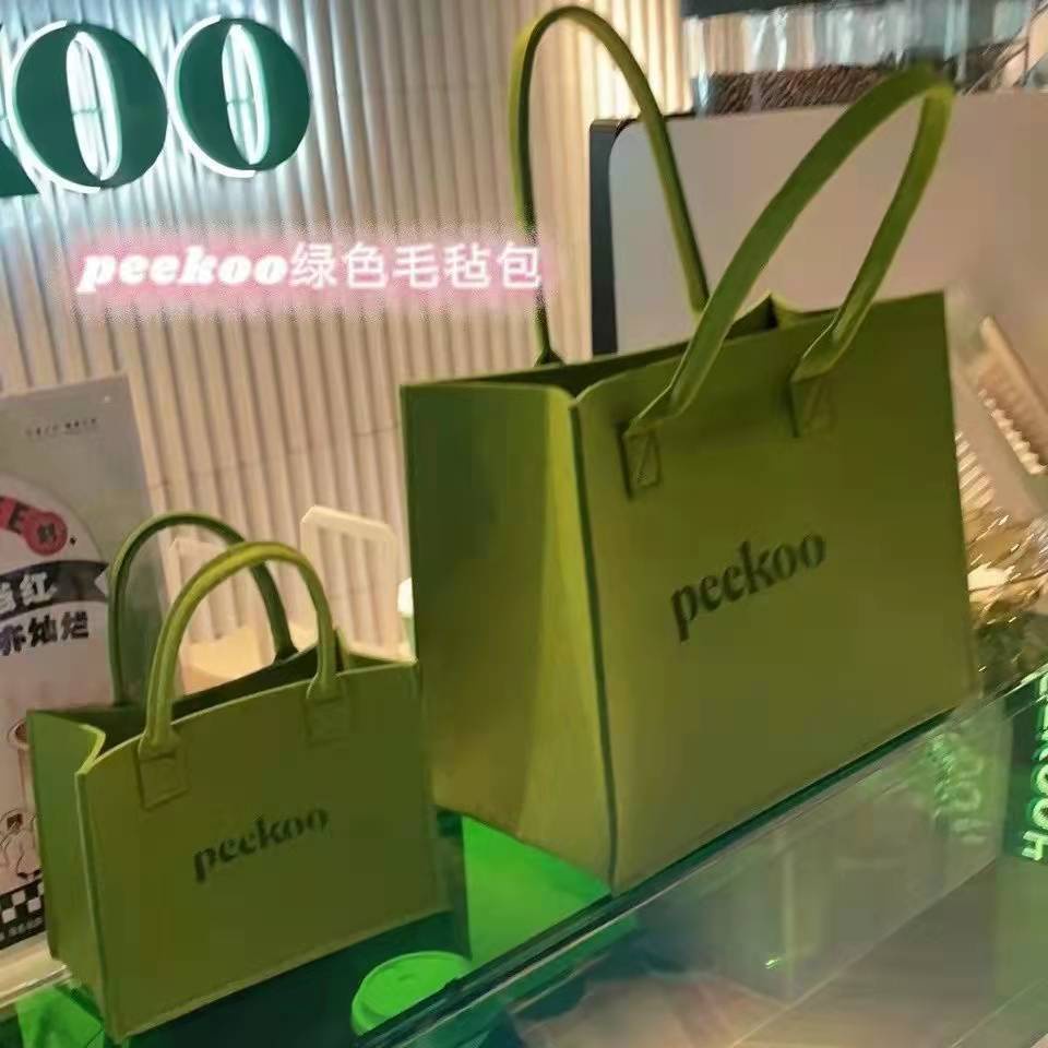 Túi Tote Đeo Vai Vải Nỉ Màu Xanh Lá In Chữ Đơn Giản Thời Trang