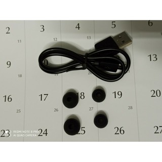 Núm cao su tai nghe bluetooth ( tặng kèm 1 dây sạc nguồn tai nghe đầu Micro usb )
