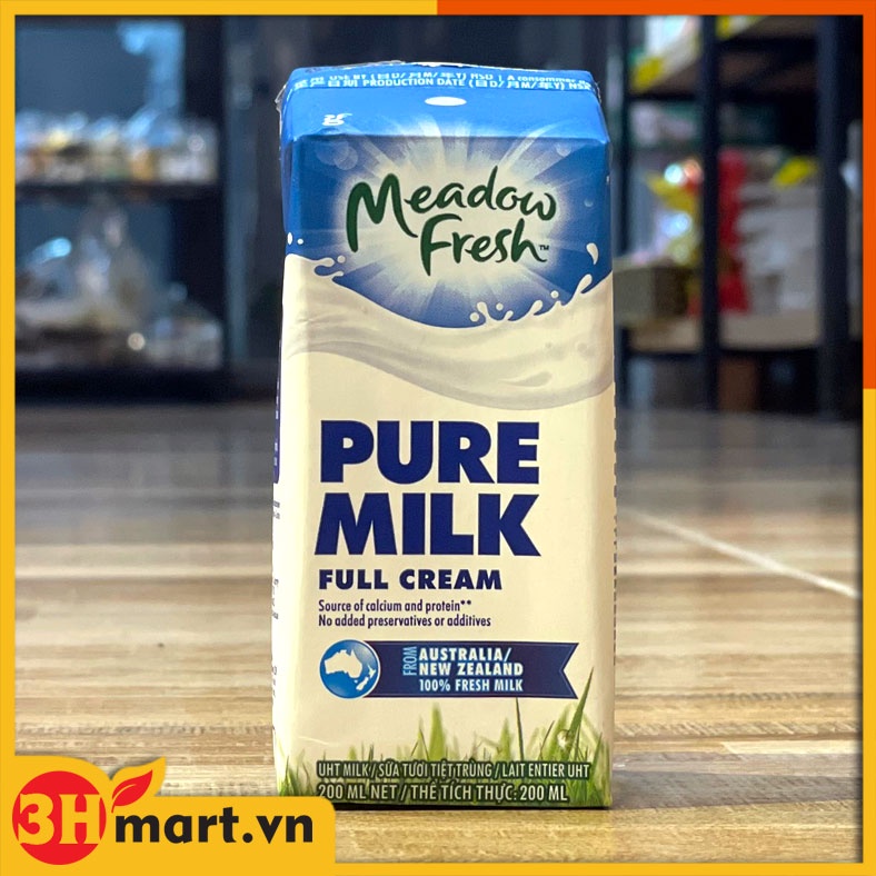 Sữa tươi tiệt trùng nguyên kem Meadow Fresh 200ml