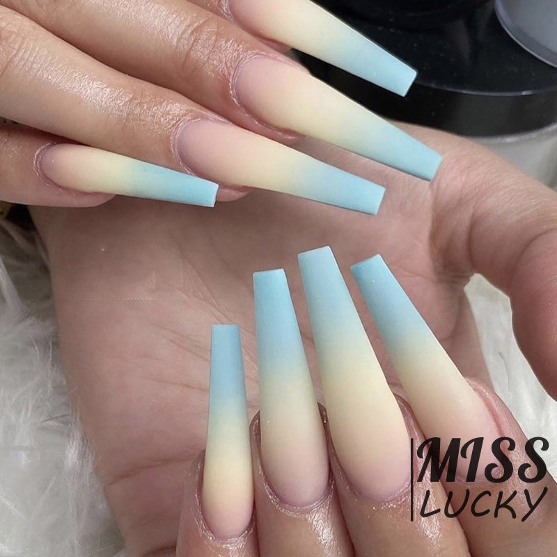 Bộ 24 móng tay giả màu Gradient trang trí móng tay