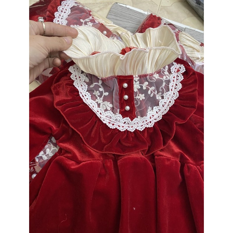 Váy nhung đỏ pha ren dành cho bé