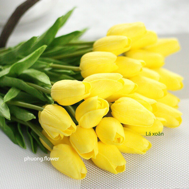 Hoa Tulip (Tuy líp) giả lá xoăn bằng cao su non (hàng cao cấp) mùi thơm nhẹ, giống thật 99%