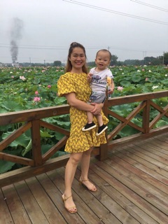 Váy hoạ tiết chân đuôi cá