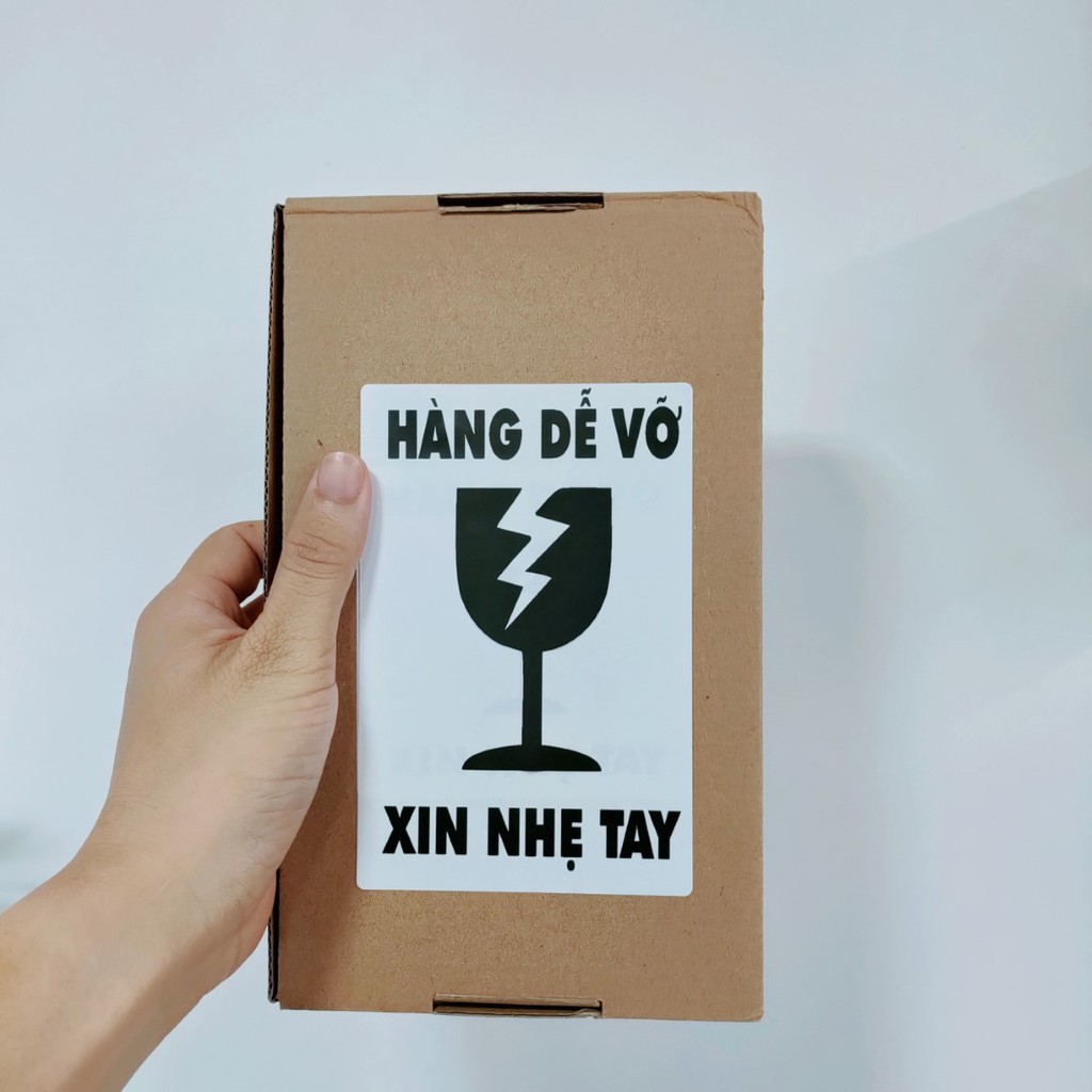 Tem Hàng Dễ Vỡ Xin Nhẹ Tay In Sẵn Có Keo Dán Đủ kích thước lớn nhỏ