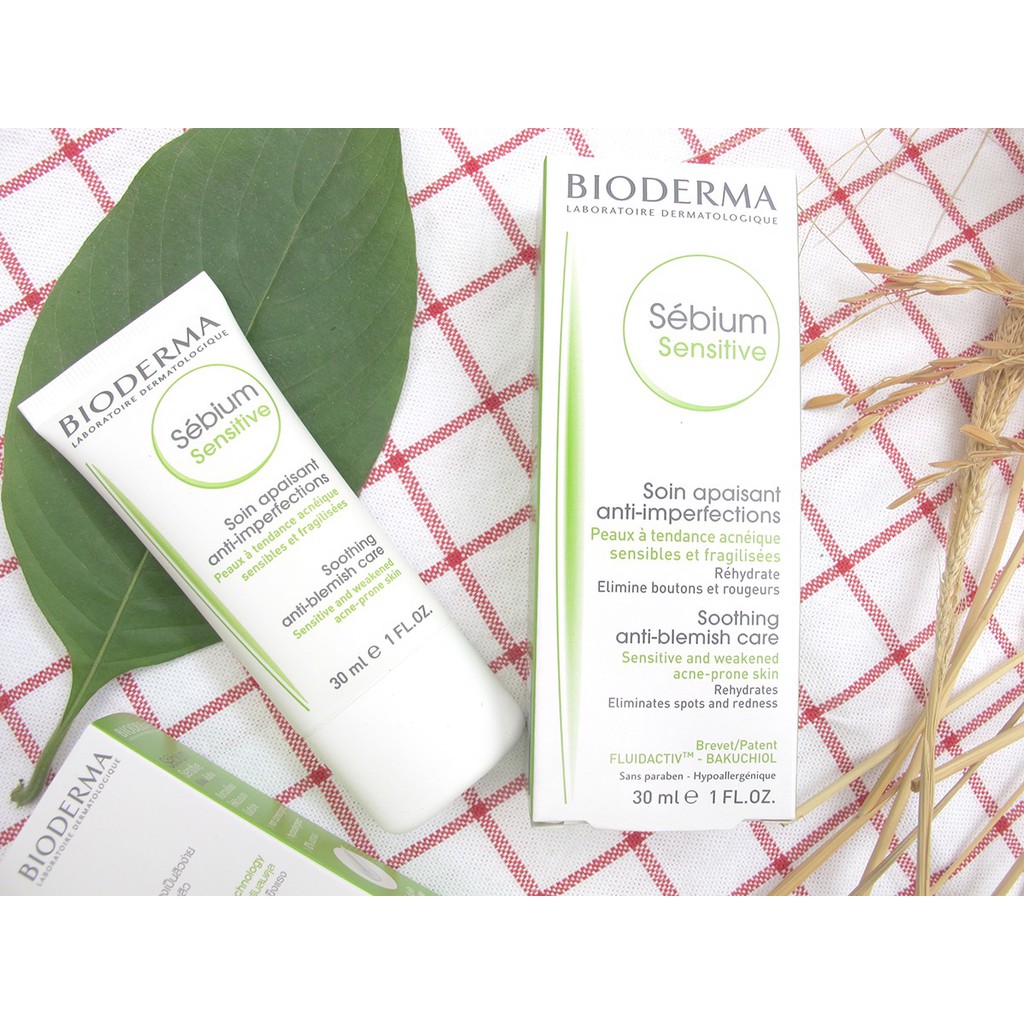 Kem dưỡng Bioderma Sebium Sensitive kiềm dầu, giảm mụn cho nhạy cảm