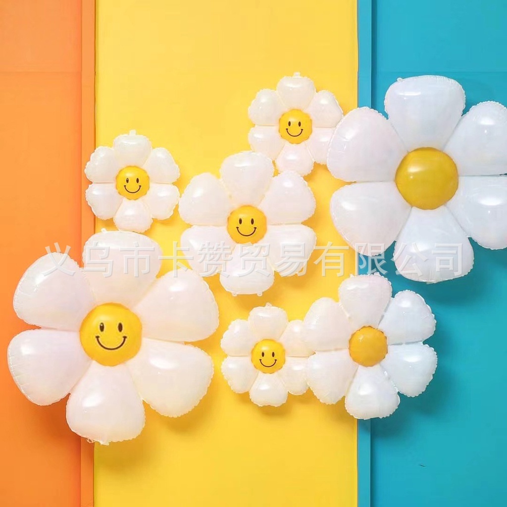 Bong bóng lá nhôm hình hoa cúc phong cách Hàn Quốc dùng trang trí tiệc sinh nhật