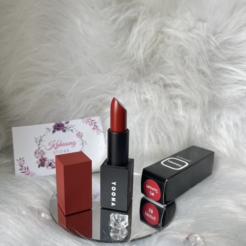 Son Yoona Matte Lip chất son mịn lì, lâu trôi