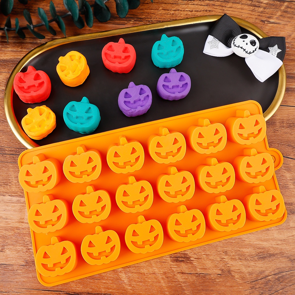 Khuôn Silicone Làm Bánh 18 Ngăn Tạo Hình Bí Ngô Phong Cách Halloween Tiện Dụng