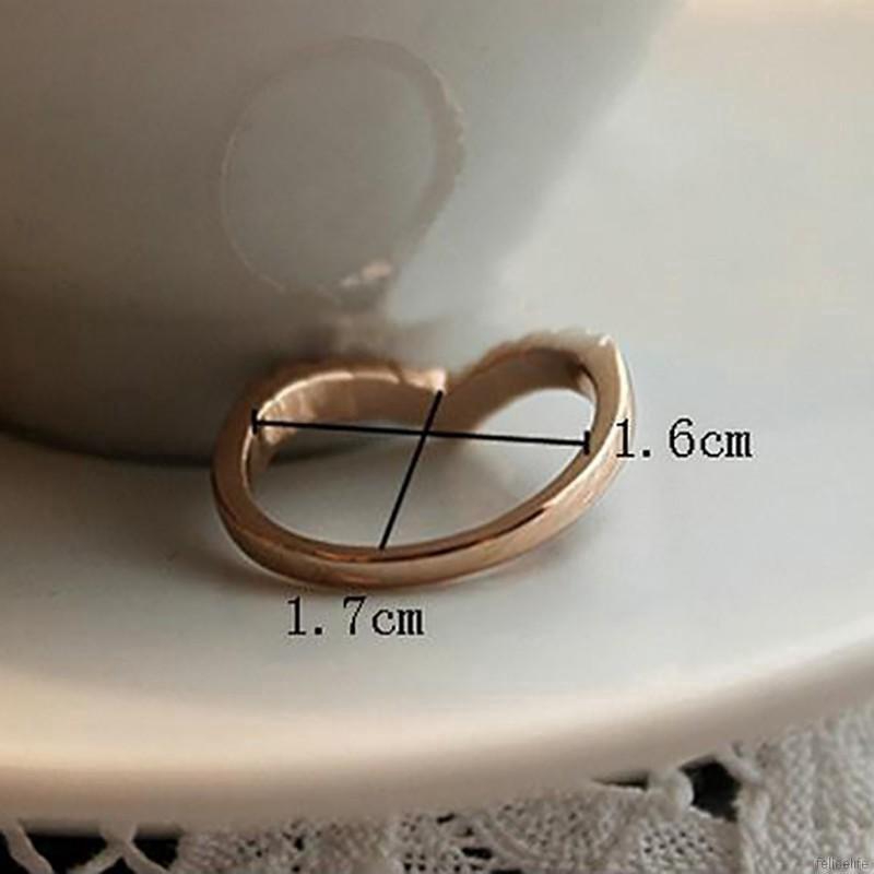 Nhẫn hợp kim hình chữ V đính đá độc đáo