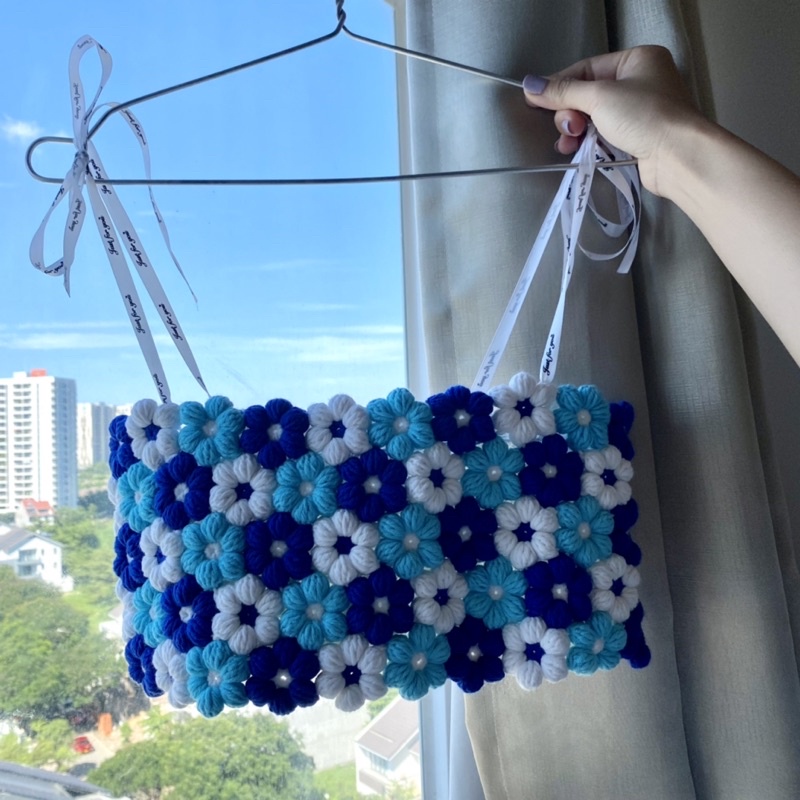 Áo len bông hoa handmade / Áo bông hoa bằng len handmade