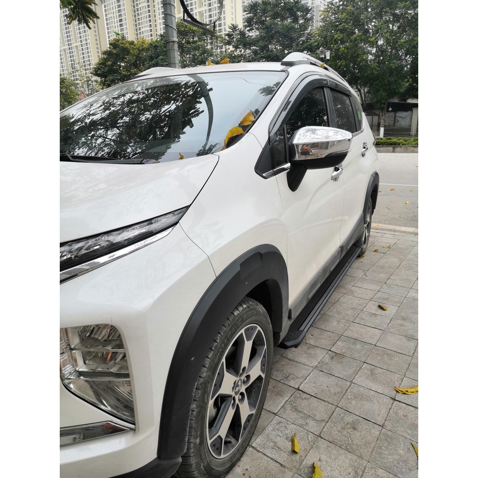 Bậc lên xuống, bệ bước chân cho Mitsubishi Xpander mới nhất